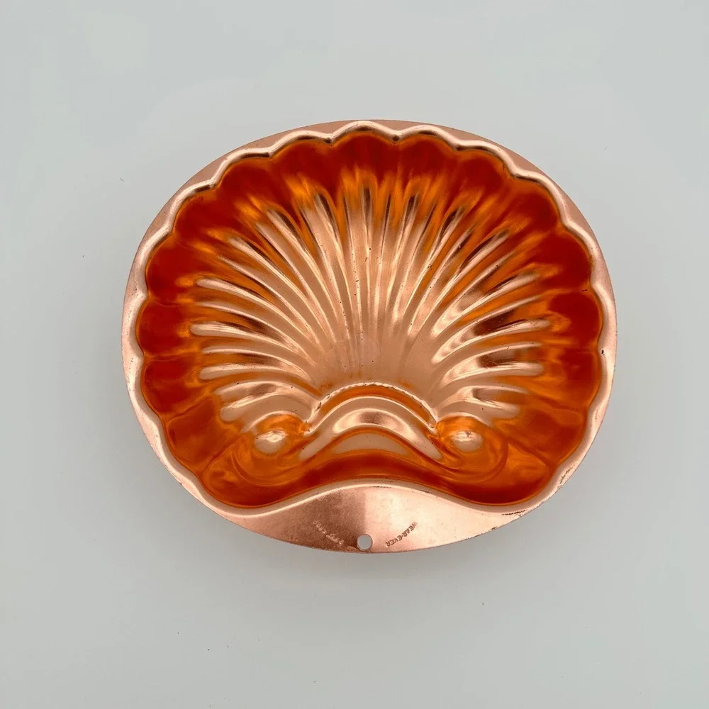 Wear-Ever Jello Mold 2980 6 Cup Copper Sea Shell Vintage Coastal Decor